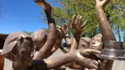 Denkmalbrunnen in Quedlinburg: Symbole für Revolution und Einheit
