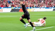 DFL rüffelt Leverkusen nach Schick-Tor: Balljungen-Zoff geht weiter