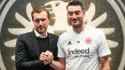 Eintracht Frankfurt in der Krise: Krösche im Fokus der Kritik