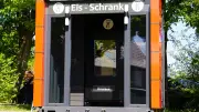 Eis-Schrank am Dorfteich: Thandorf genießt jetzt 24/7 Eisgenuss