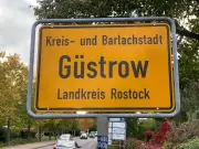 Ersthelfer retten bewusstlosen Autofahrer nach Unfall in Güstrow
