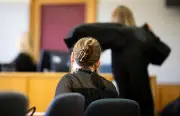 Ex-Freundin des korrupten Staatsanwalts zu Geldstrafe verurteilt