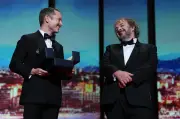 Filmfest in Cannes eröffnet: Ehrenpalme für Peter Jackson