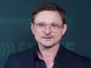 Florian Lukas erhält Emder Schauspielpreis 2026