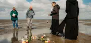Gedenkfeier für versunkene Siedlung Rungholt im Wattenmeer