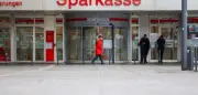 Gelsenkirchen: Erste Kunden erhalten Dokumente nach Sparkassen-Einbruch
