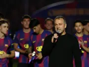 Hansi Flick verlängert bei Barcelona bis 2028