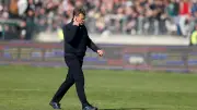 Hecking wirft nach Aufstiegsdrama 96-Notizen weg