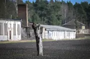 Holocaust-Überlebende mahnt in Ravensbrück zur Versöhnung