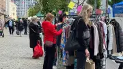 Kult-Flohmarkt „Weiberfundus“ in Neubrandenburg: Mehr als 100 Stände