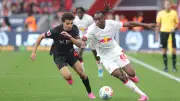 Kurioses Geschenk: Vini Jr. überrascht Leipzig-Star Diomande