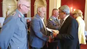 Landtagspräsidentin würdigt Volksbund-Ehrenamt für Frieden in Schwerin