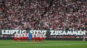 Leipzig-Fans gedenken Amok-Opfern mit bewegendem Zeichen in der Red Bull Arena