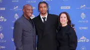 Michael Olise im XXL-Anzug bei Frankreich-Gala mit Eltern