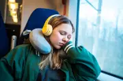 Nackenkissen auf Reisen: So beugen Sie Nackenschmerzen vor