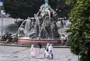 Neptunbrunnen in Berlin wird für 1,2 Millionen Euro saniert