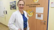 Neue Sprechstunde für Mädchen: Behutsame Gynäkologie ohne Instrumente in Rostock