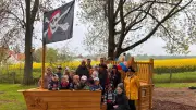 Neues Spielschiff für Kita Pfiffikus im Burgenlandkreis