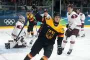 NHL-Profi Lukas Reichel verstärkt deutsche Eishockey-Nationalmannschaft bei WM