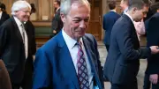 Nigel Farage droht Ärger: Millionenspende verschwiegen?