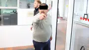Pöbel-Show vor Gericht: Stütze-Empfänger Huso B. zu einem Jahr verurteilt