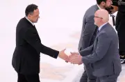 Playoff-Aus für Coach Sturm und Stürmer Peterka in der NHL