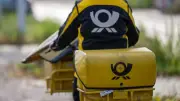 Postfahrrad mit Briefen und Paketen in Rostock gestohlen