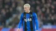 Premier-League-Klub suspendiert Abwehr-Star nach Chat mit Minderjähriger