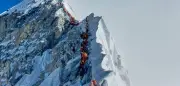 Rekordansturm auf Mount Everest: 492 Genehmigungen und Millionen für Nepal