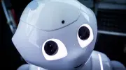 Roboter und Mensch: Zusammenarbeit statt Verdrängung in der Arbeitswelt