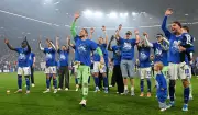 Schalke 04 feiert Bundesliga-Rückkehr mit langer Partynacht