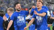 Schalke-Aufstiegshelden kämpfen um ihre Zukunft bei Königsblau