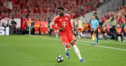 Schock für FC Bayern: Davies fällt mehrere Wochen aus