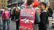 Schulstreik in Halle: Jugend protestiert gegen Wehrpflicht