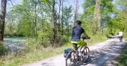 Schwere Radstürze: Hirnblutung und Kopfverletzungen bei zwei Fahrradfahrern