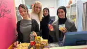 Sebastian Lege besucht Schul-Bistro in Halle und klärt über Ernährung auf