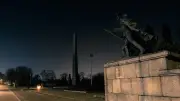 Selbstverbrennung vor Kriegsdenkmal: Russischer Protest totgeschwiegen