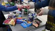 Sonntagsöffnung bei Lidl in Schwerin: Test läuft – Kunden begeistert, Anwohner kritisieren Lärm