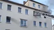 Sperrmüllbrand in Hettstedt: Mehrfamilienhaus unbewohnbar
