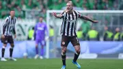 St. Pauli-Boss Bornemann kritisiert Kapitän Irvine scharf