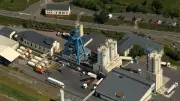 Stork steigt bei Bergwerk Glückauf in Sondershausen ein