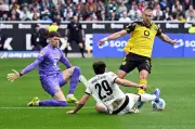 Tabakovic schießt Gladbach zum vorzeitigen Klassenerhalt