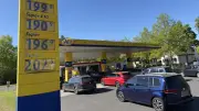 Tankrabatt lockt Autofahrer: Spritpreise unter zwei Euro