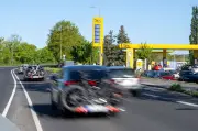 Tankrabatt senkt Preise, doch volle Weitergabe bleibt aus