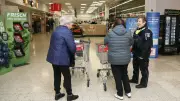Taschendiebe schlagen in fünf Supermärkten im Kreis zu