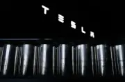Tesla investiert Millionen: 1.500 neue Jobs in Grünheide