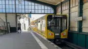Tragischer Unfall am U-Bahnhof Gleisdreieck: Mann (69) stirbt unter U-Bahn