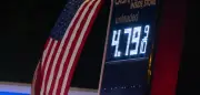Trump setzt US-Kraftstoffsteuer wegen Irankrieg aus