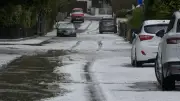 Unwetter bei München: Hagel türmt sich bis zu 30 cm hoch