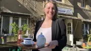 Uraltes Gasthaus im Wald wieder geöffnet: Heidemühle lockt mit Kuchen